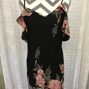 Beautiful long dress!